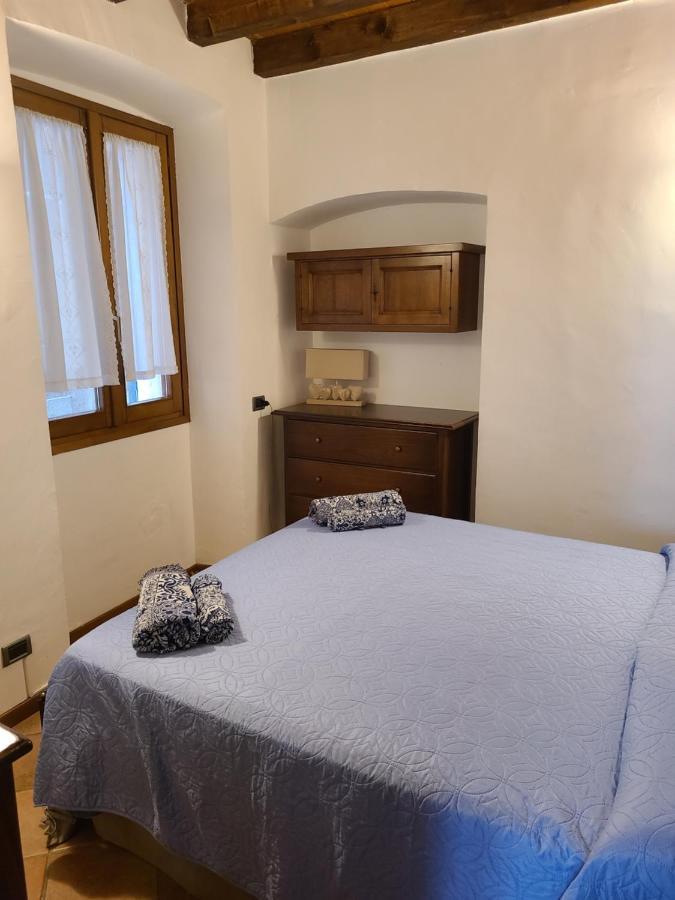 Casa Francesca Lägenhet Gargnano Exteriör bild