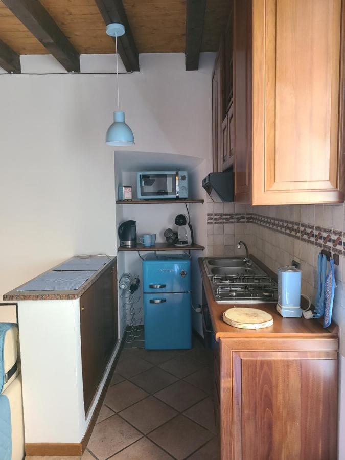 Casa Francesca Lägenhet Gargnano Exteriör bild