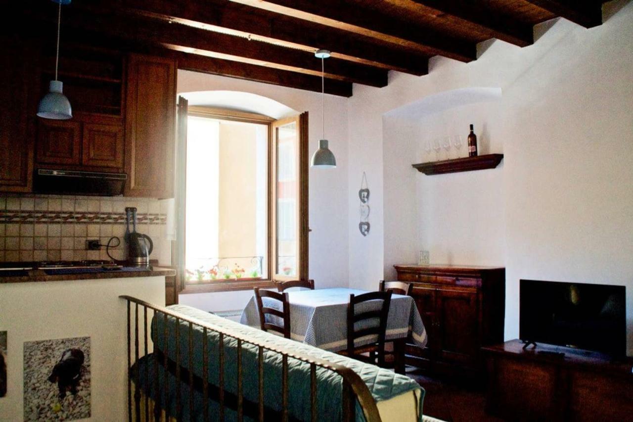 Casa Francesca Lägenhet Gargnano Exteriör bild