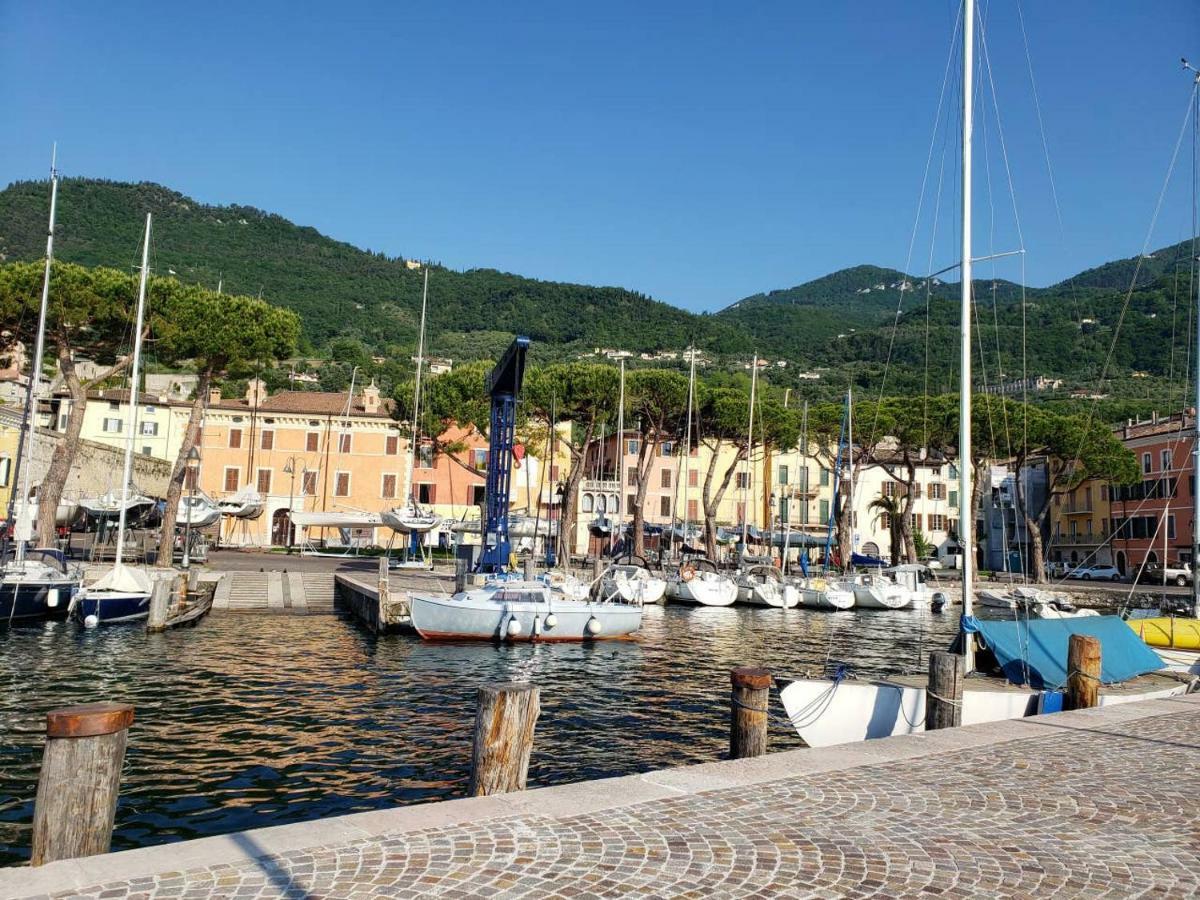 Casa Francesca Lägenhet Gargnano Exteriör bild